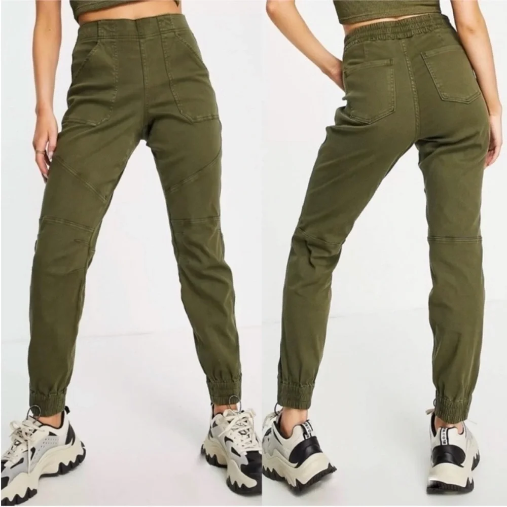 Spanx Stretch Twill Cargo Jogger Pants